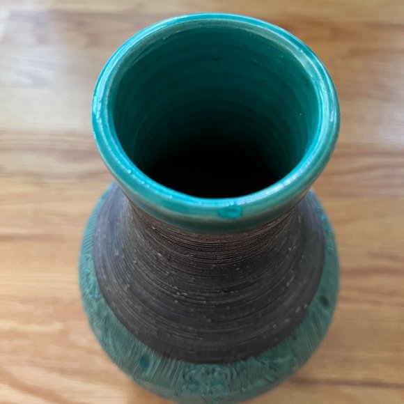 Mid-Century Italian Green Fratelli Fanciullacci Sgraffito Vase - Picture 4 of 9